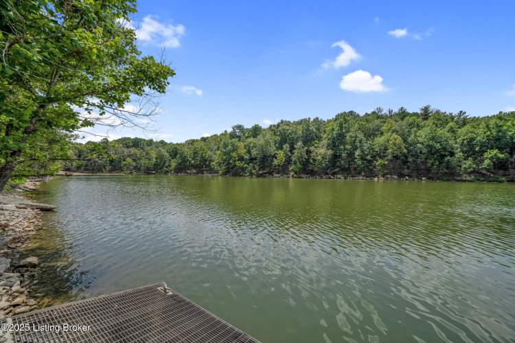 Listing Image 52