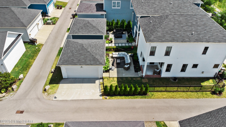 Listing Image 44