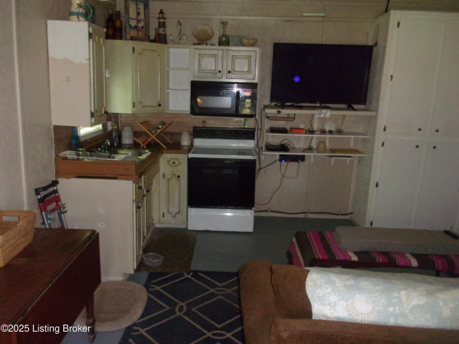 Listing Image 76