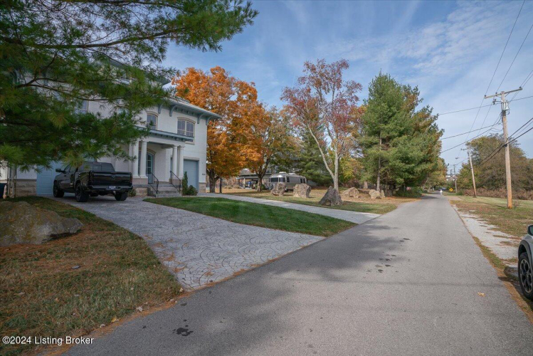 Listing Image 77