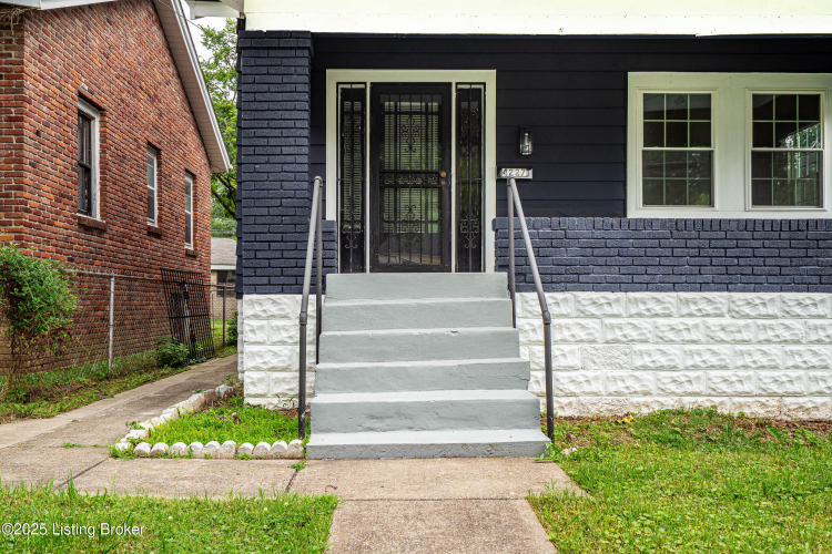 Listing Image 5