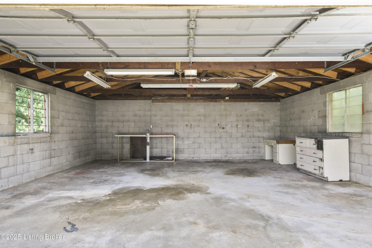 Listing Image 33