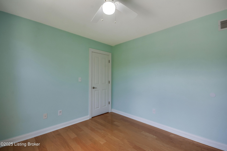 Listing Image 56