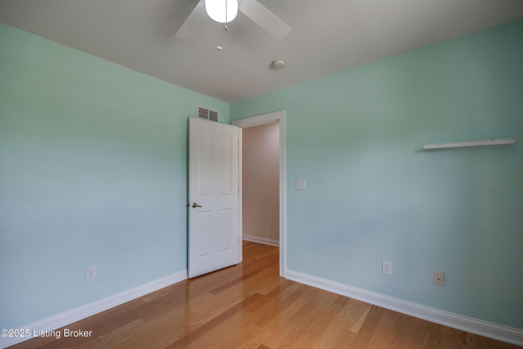 Listing Image 57