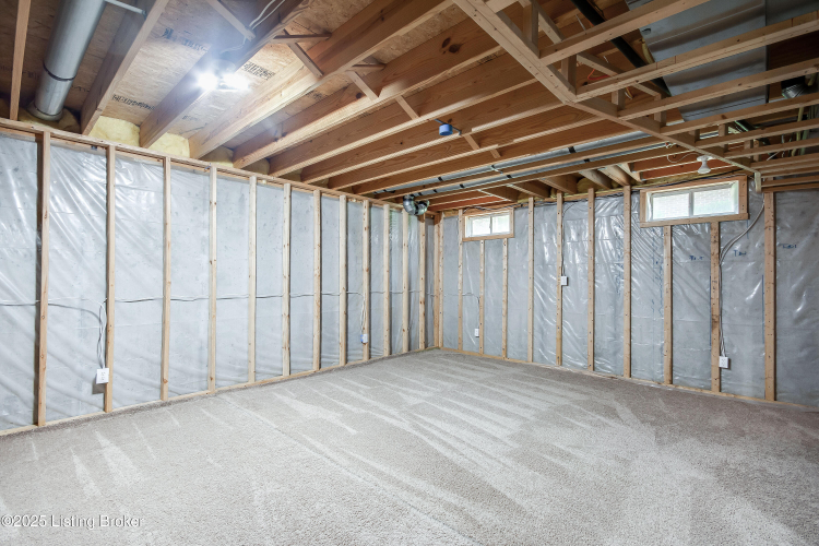 Listing Image 81