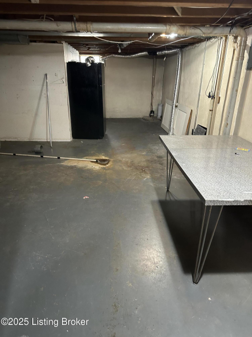 Listing Image 23