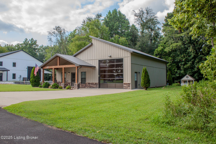 Listing Image 14