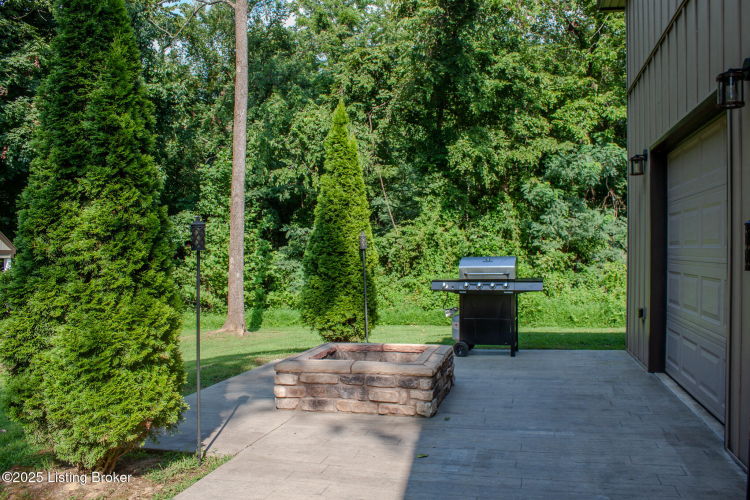 Listing Image 38