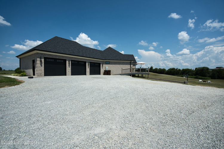 Listing Image 28