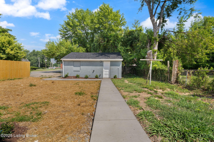 Listing Image 14