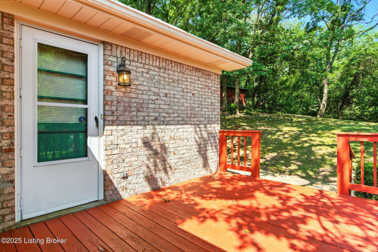 Listing Image 18