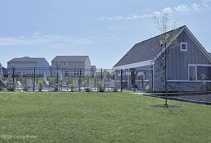 Listing Image 26