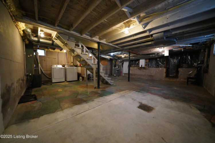 Listing Image 27
