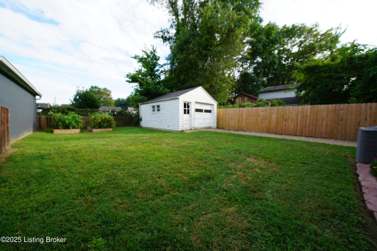 Listing Image 31