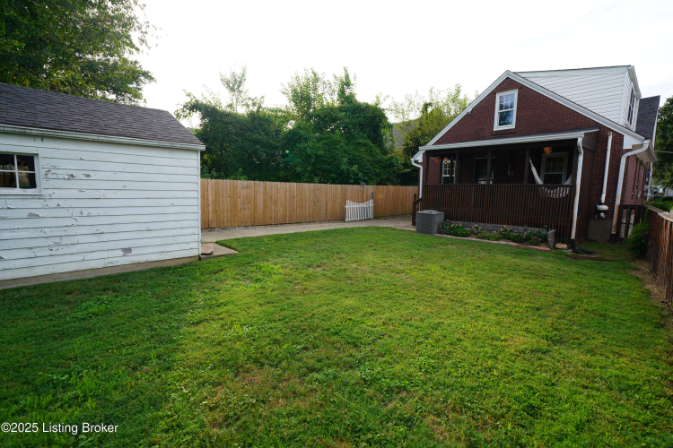 Listing Image 32