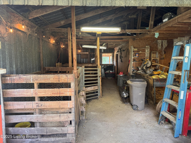Listing Image 47