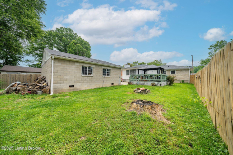 Listing Image 44