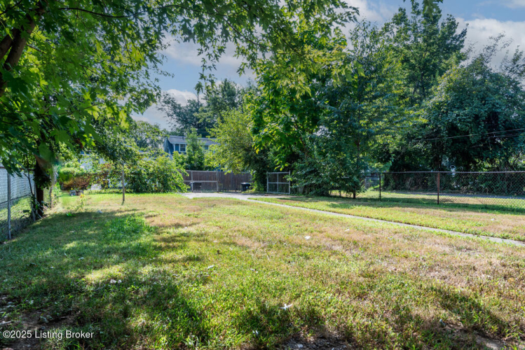 Listing Image 22