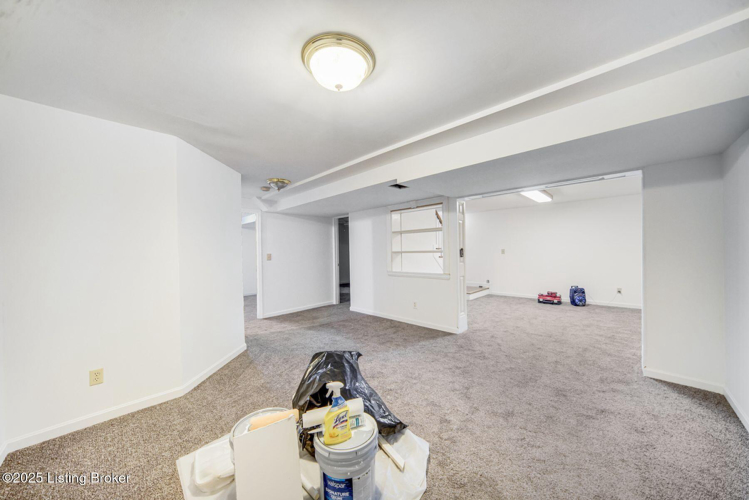 Listing Image 45