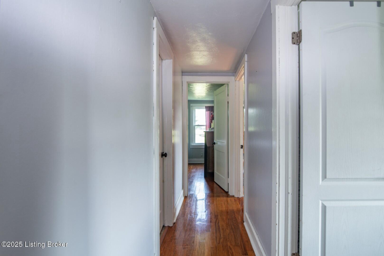 Listing Image 30