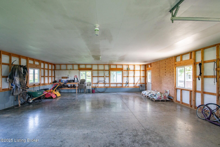 Listing Image 60