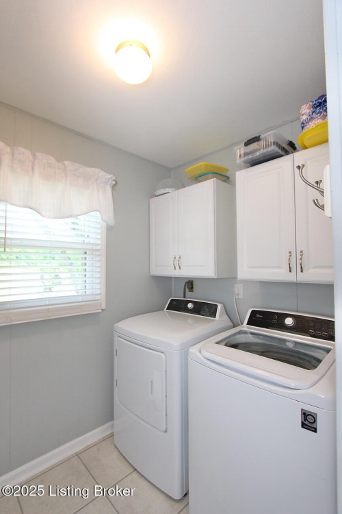 Listing Image 16