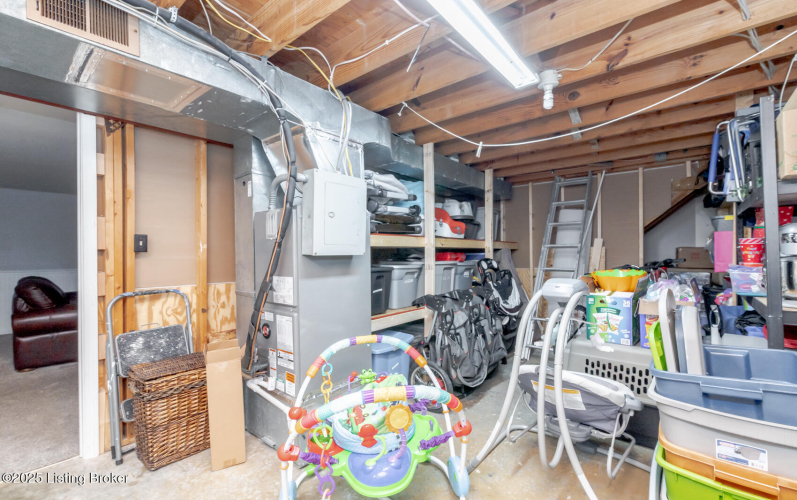 Listing Image 38
