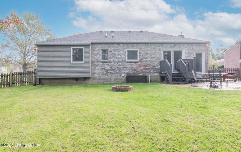 Listing Image 5