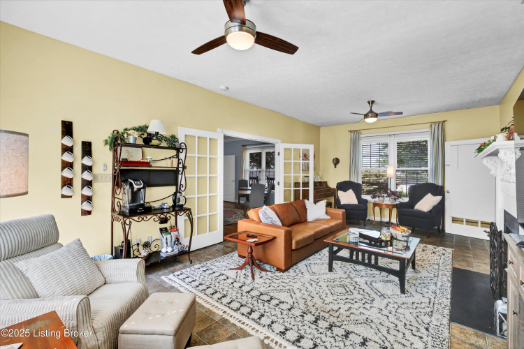 Listing Image 20