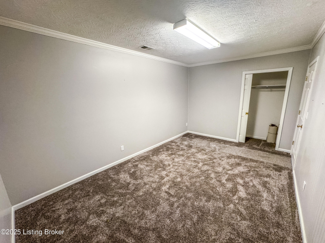 Listing Image 49