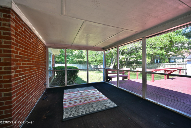 Listing Image 29