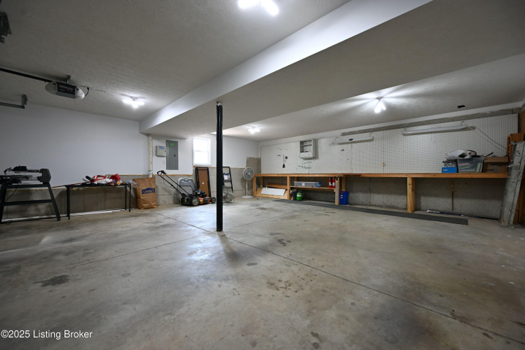 Listing Image 43