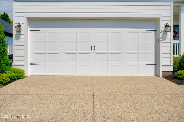 Listing Image 40