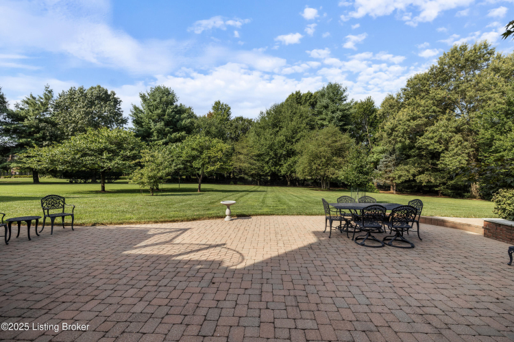 Listing Image 63