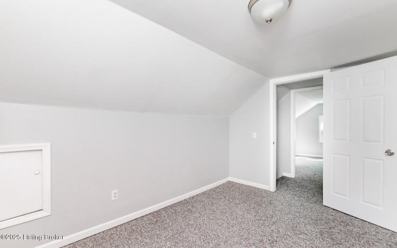 Listing Image 45