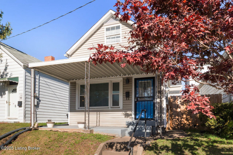 Listing Image 4