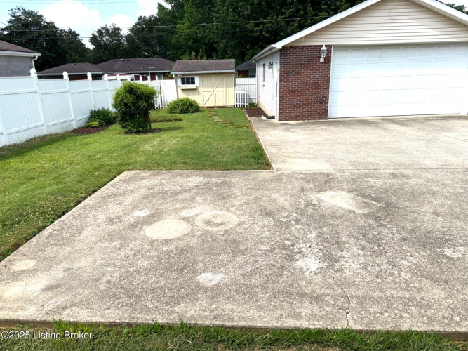 Listing Image 29