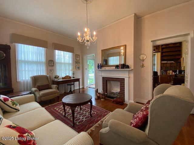Listing Image 3