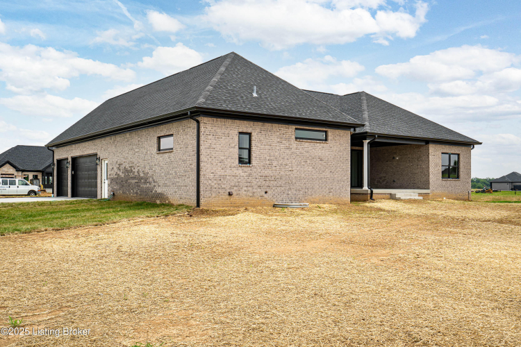 Listing Image 39