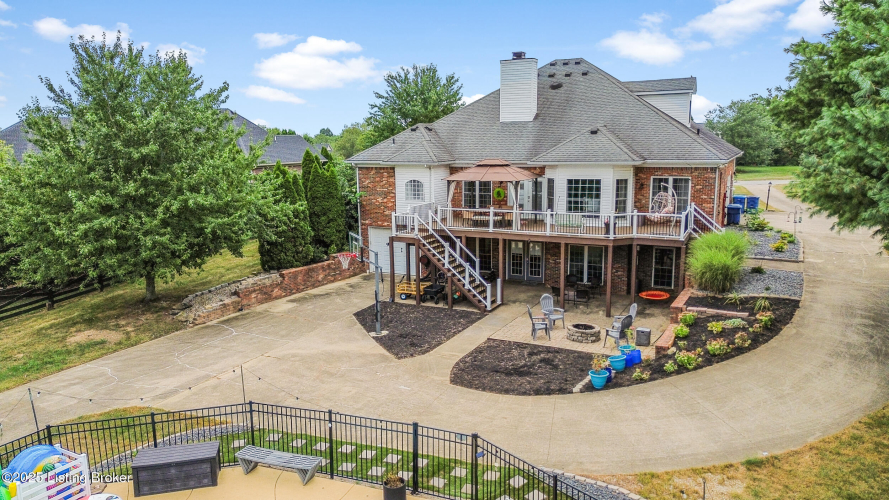 Listing Image 9