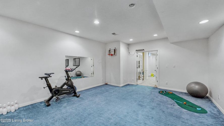 Listing Image 52
