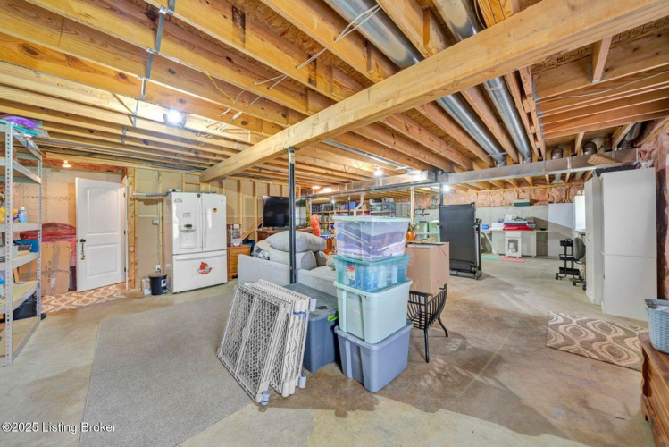Listing Image 27