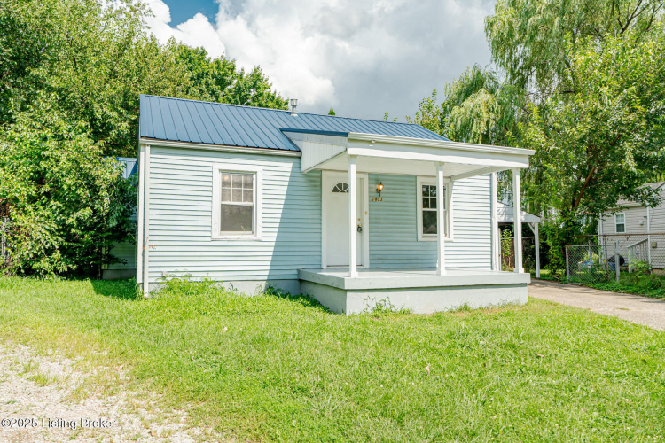 Listing Image 3
