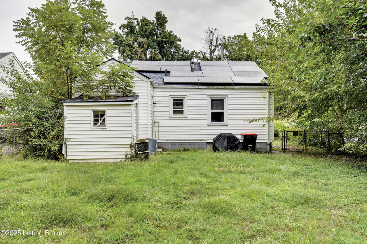 Listing Image 15