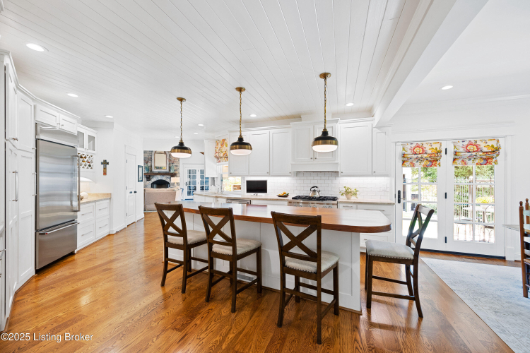 Listing Image 14