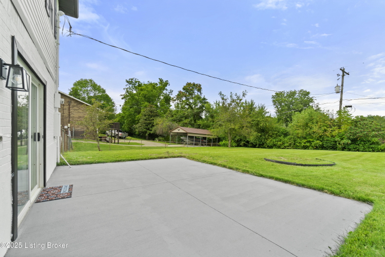 Listing Image 83