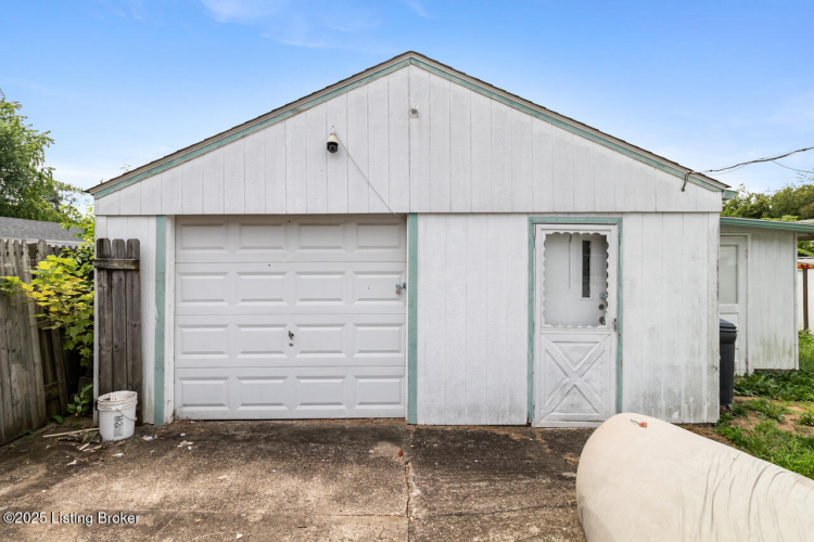 Listing Image 27