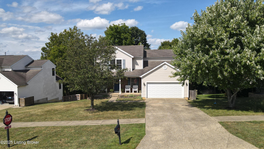 Listing Image 4