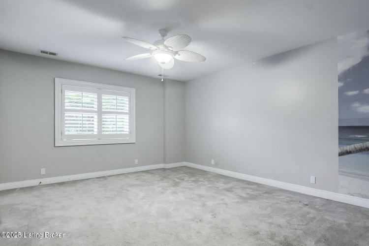 Listing Image 71