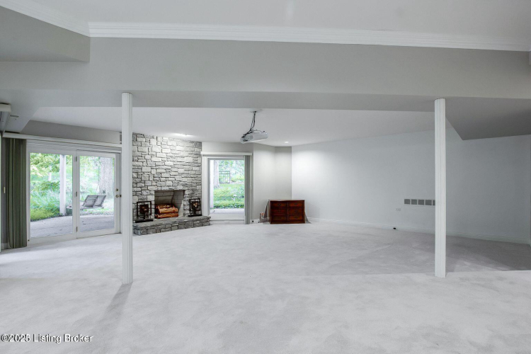 Listing Image 85